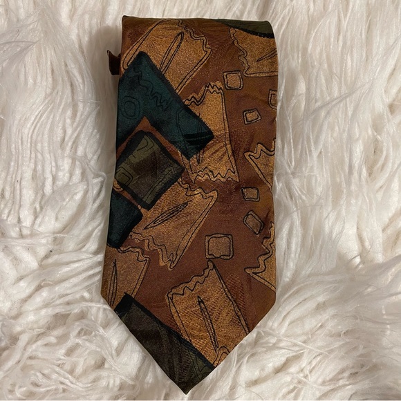 Mario Valentino Imported Silk Necktie - Picture 5 of 9